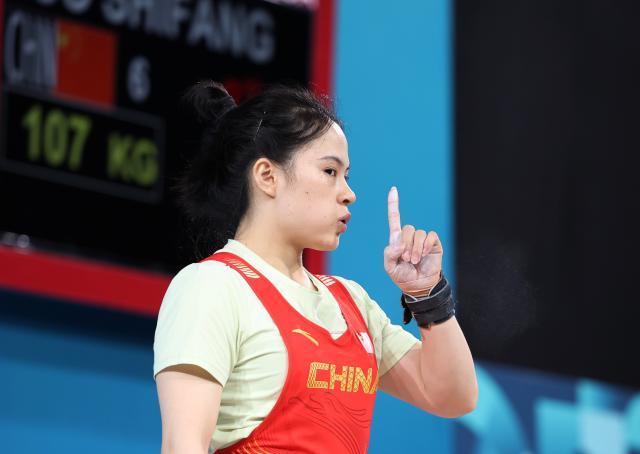 1723131202428020715.jpg 巴黎奥运会丨举重——女子59公斤级赛况XxjpseC011388_20240808_MVPFN0A001.jpg