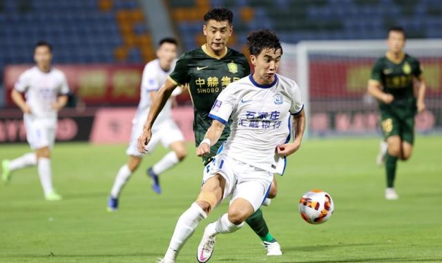 星空体育中国官网-武汉后“失血”沧州又爆冷  中小球会缔造新格局？